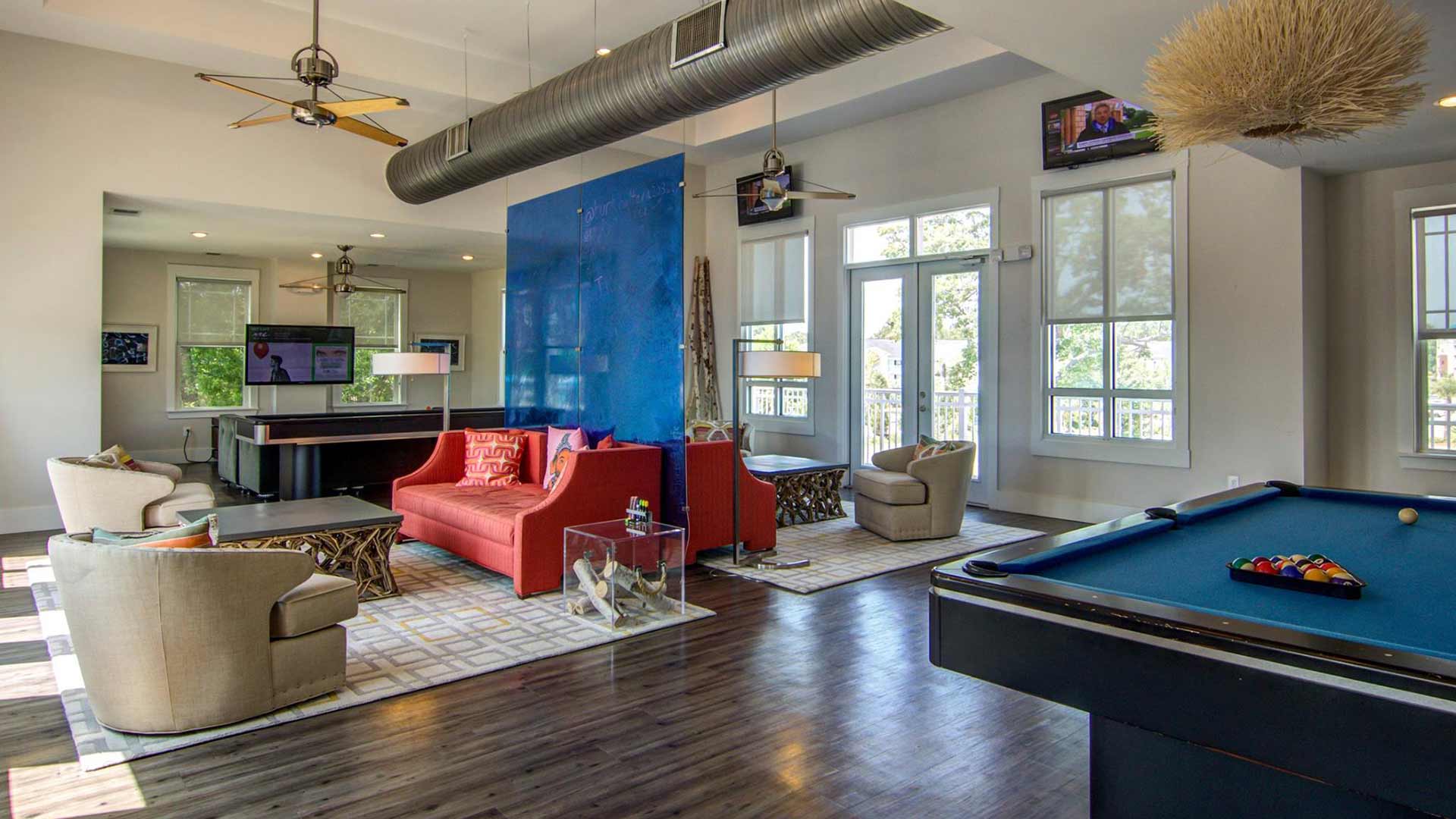 Monarch 544 at Coastal Carolina